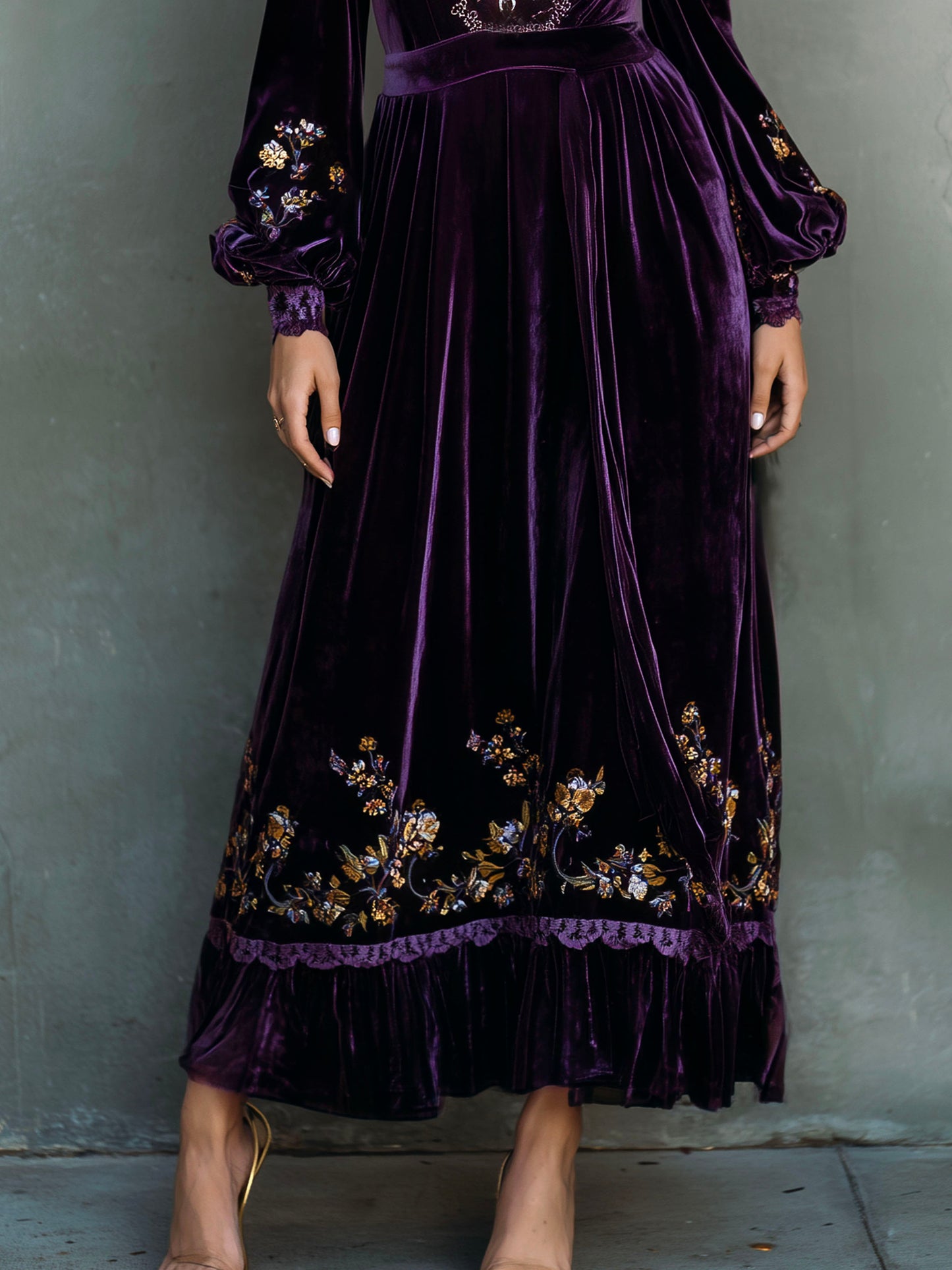 Vintage Deep Purple Velvet Embroidered Evening Gown With Lace Trim