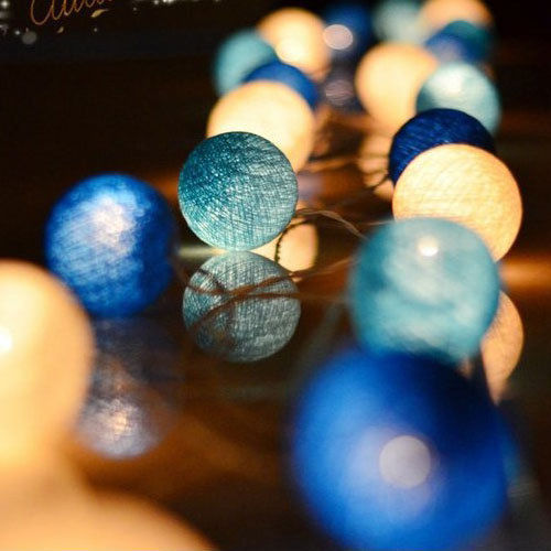 20 LED Cotton Ball Garland String Lights Christmas