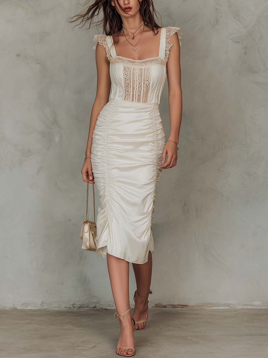 Retro-Elegant Square-Neck Ruched Midi Dress With Lace Details