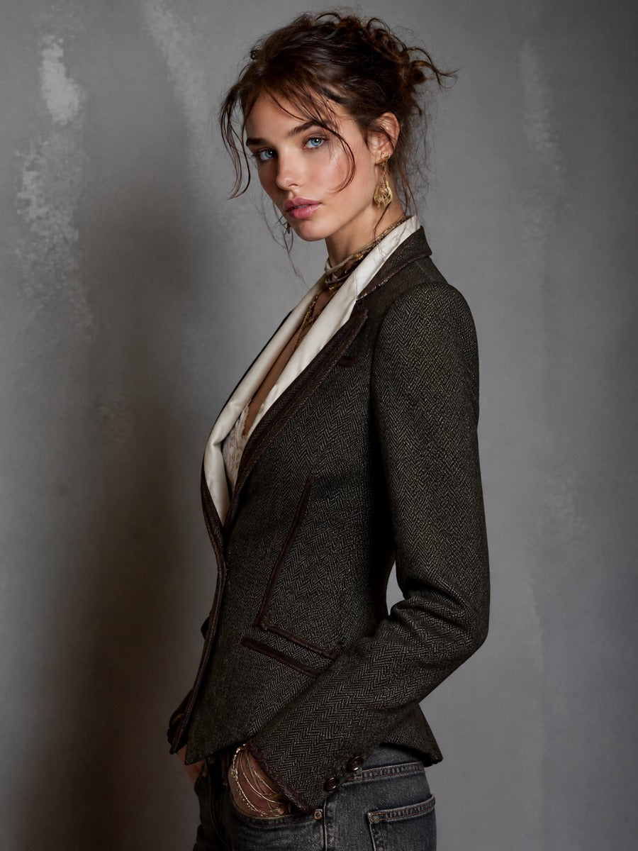 Vintage Tailored Herringbone Blazer with Contrast Lapels