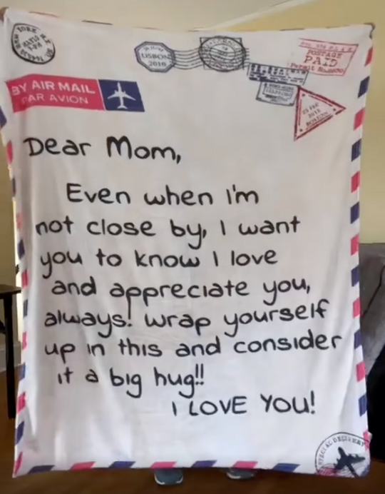 LETTER TO MOM BLANKET