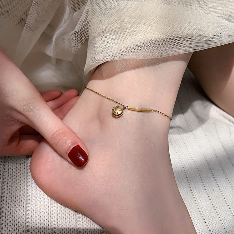 STYLISH AND SEXY 18K GOLD PLATED SMILE ANKLET