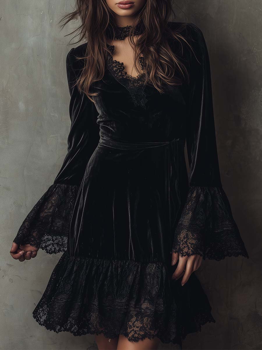 Black Velvet Lace Trim Mini Dress – Vintage Noir Elegance