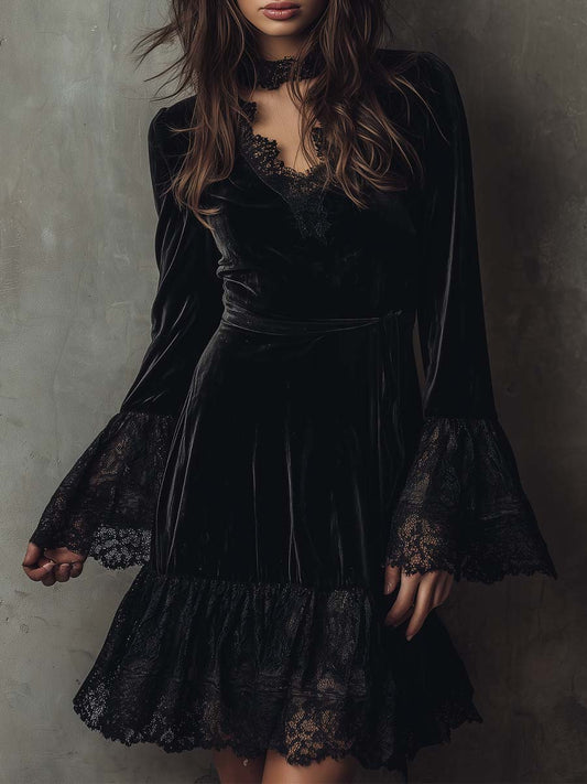Black Velvet Lace Trim Mini Dress – Vintage Noir Elegance