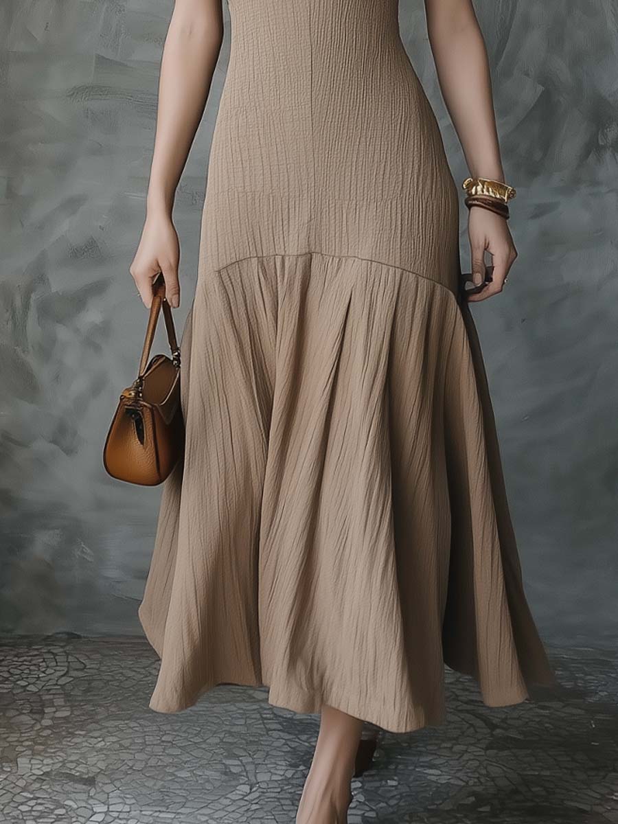 Retro Halter-neck Flare Hem Midi Dress