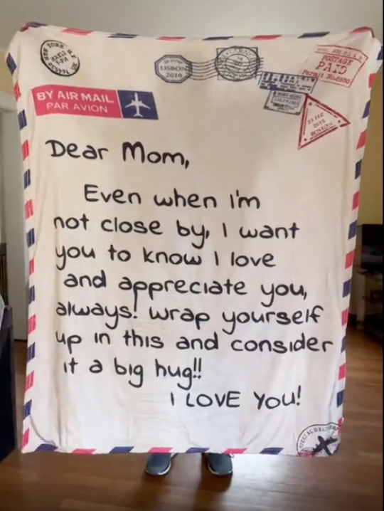 LETTER TO MOM BLANKET