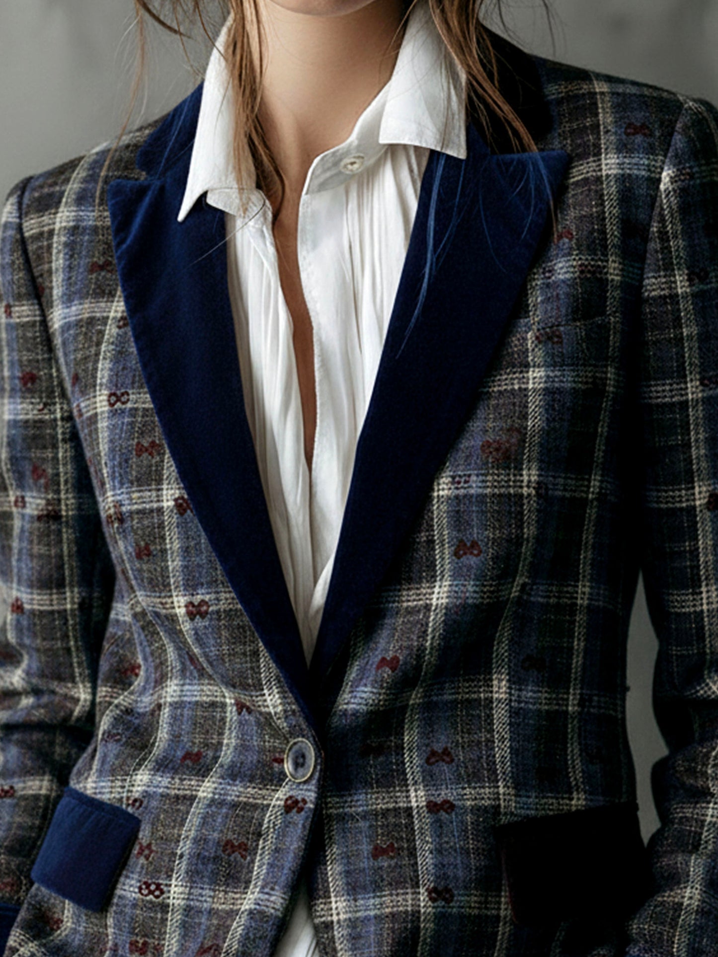 Vintage Check Pattern Wool Blazer With Flocked Bow And Velvet Trim
